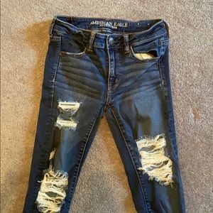 Size 4 regular American Eagle jeans.